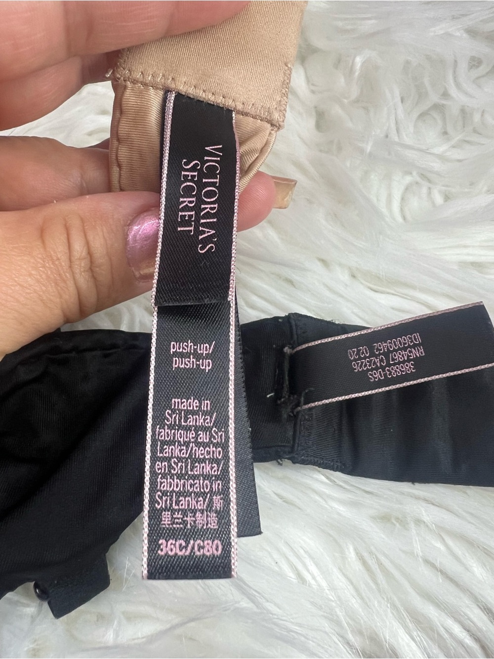 Victoria's Secret Smooth Push-Up Bra Duo — Black & Nude - Picture 5 of 6